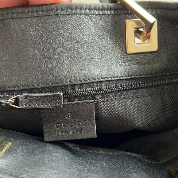 Gucci GG Canvas Bucket Tote in Black with Gold-tone Hardware VTG - Picture 5 of 16